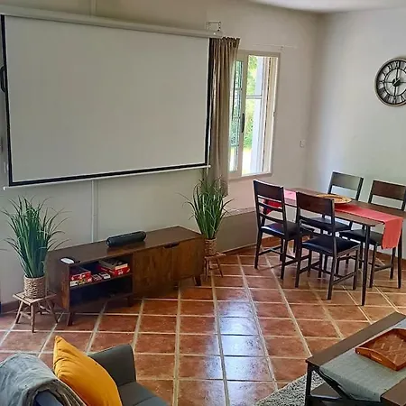 Cocoon Au Pied Des Pyrenees Vakantiehuis Nestier